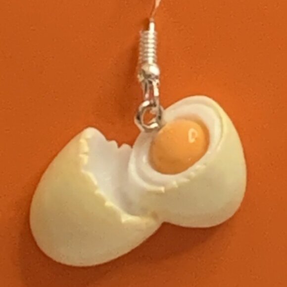 Egg Earring, Funny Food Earring, Silly Earring, Gift Idea, Cooking Earring, Chef - Picture 2 of 6